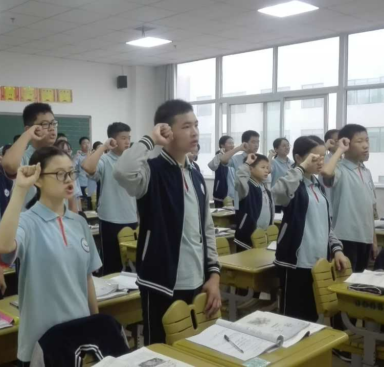 ?你若盛開(kāi)，蝴蝶自來(lái)